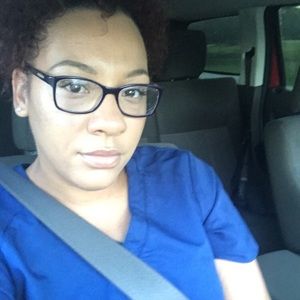 Meet your Posher, Monica